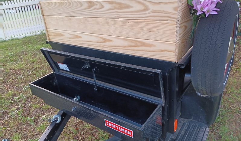 
								3 Tap Draft Beer Trailer full									