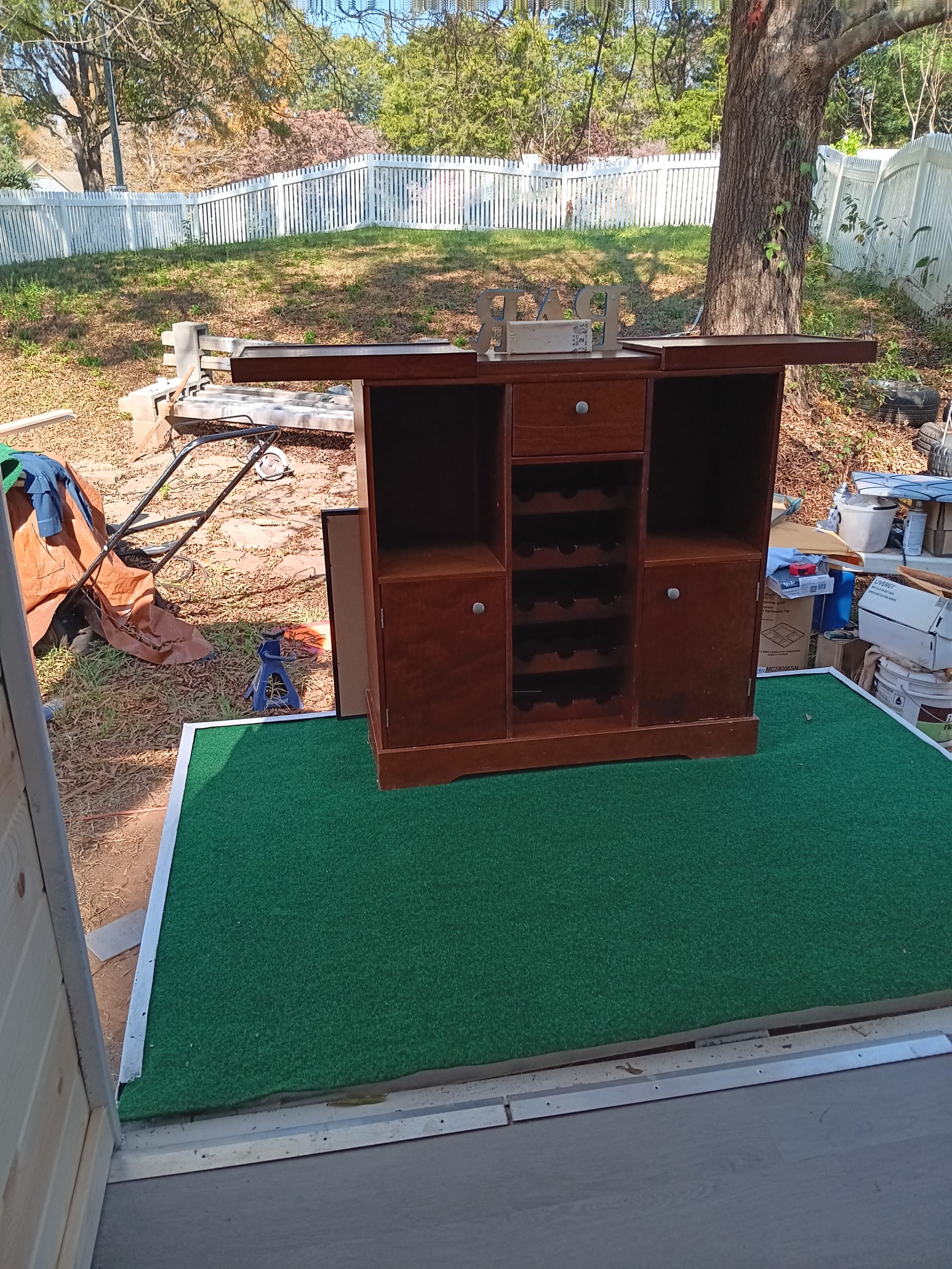 Large Fully Enclosed Mobile Bar