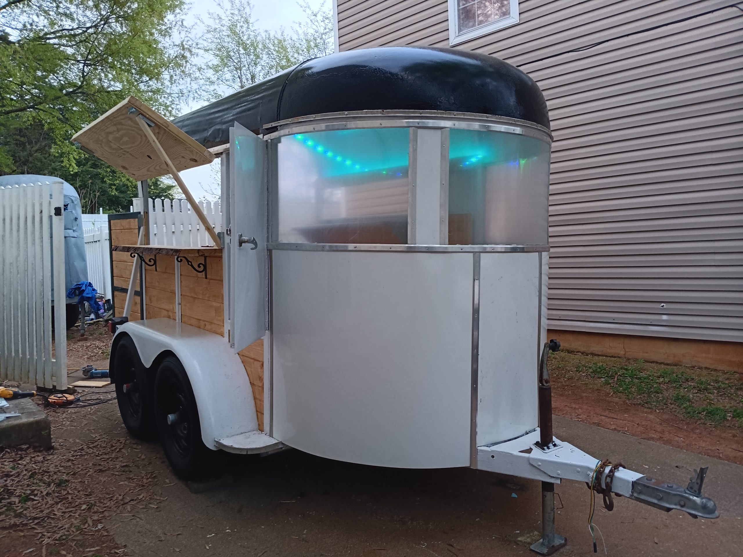 Classic Black and White Mobile Bar