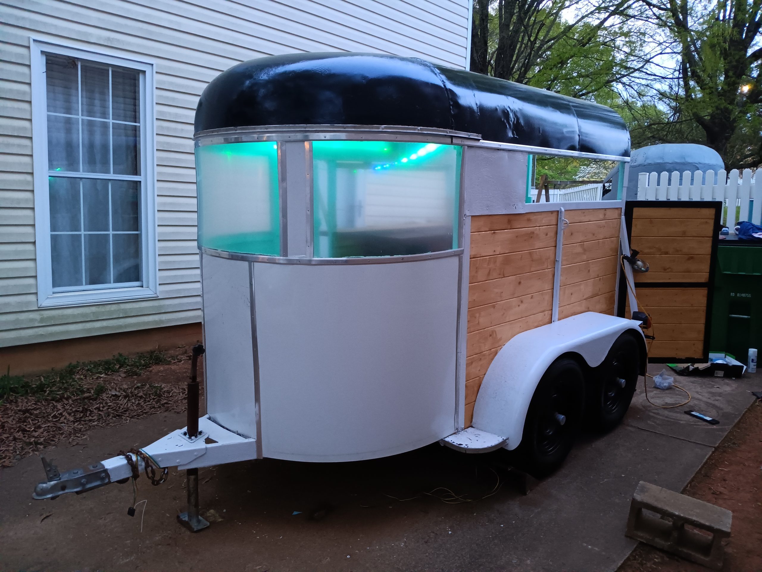 Classic Black and White Mobile Bar
