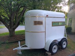 
										Converted Horse Trailer full									