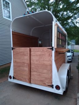 
										XL Converted Horse Trailer full									